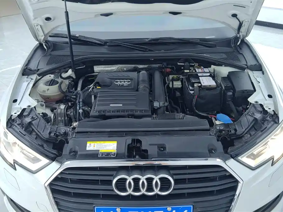 Audi A3 2018 — фото 10