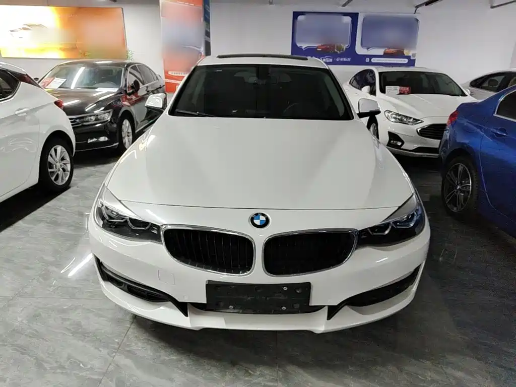 BMW 3 Series GT 2019 — фото 3