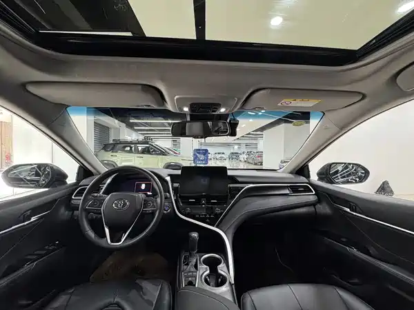Toyota Camry 2023