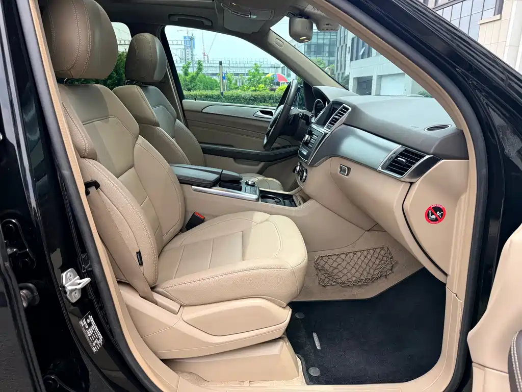 Mercedes-Benz M-Class 2013 — фото 10