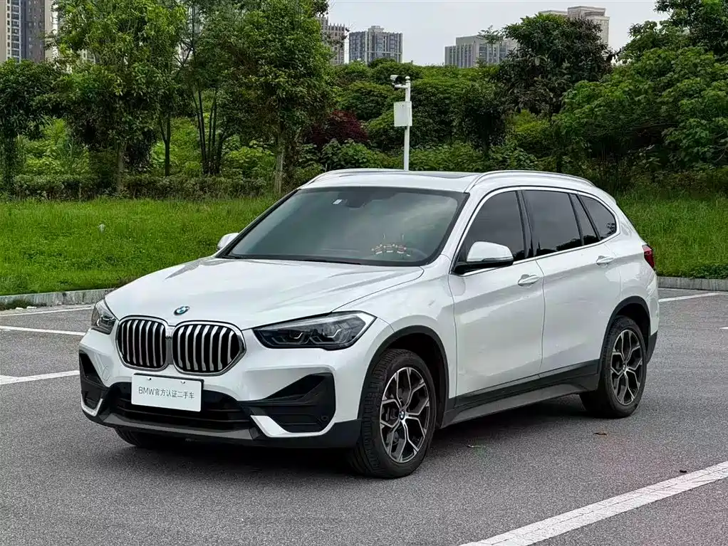 BMW X1 2023 — фото 1