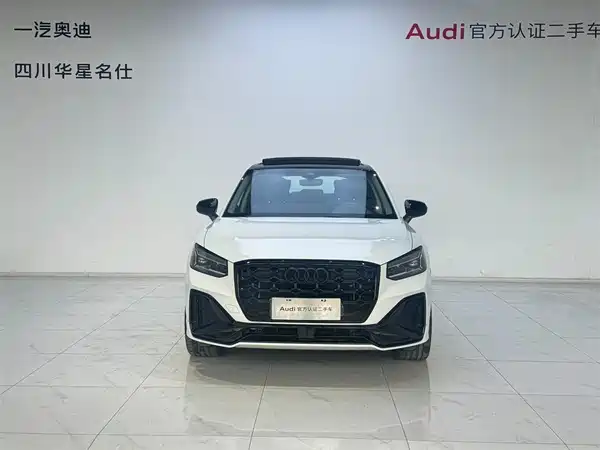 Audi Q2L 2024
