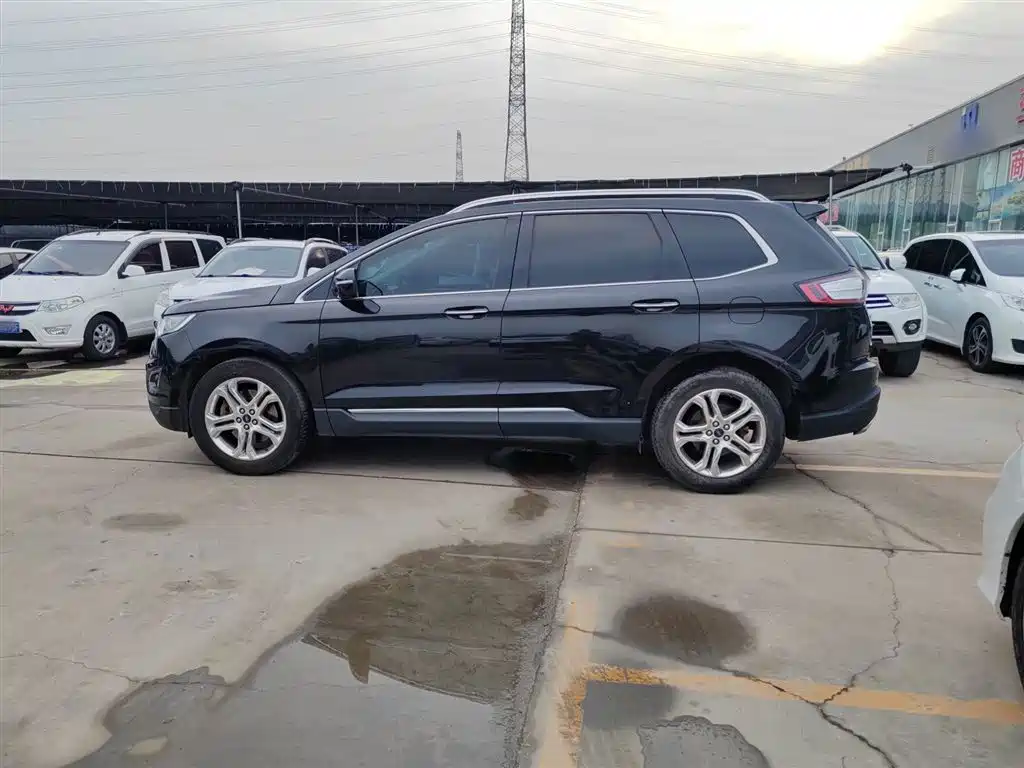 Ford Edge 2015 — фото 10