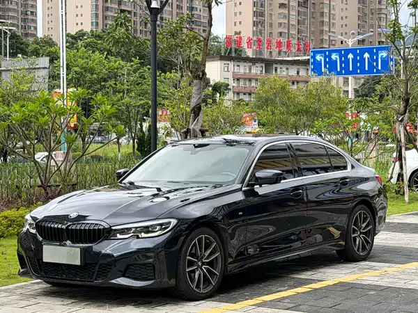 BMW 3 Series 2022