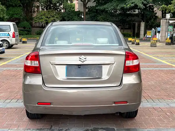 Suzuki Shangyue 2012