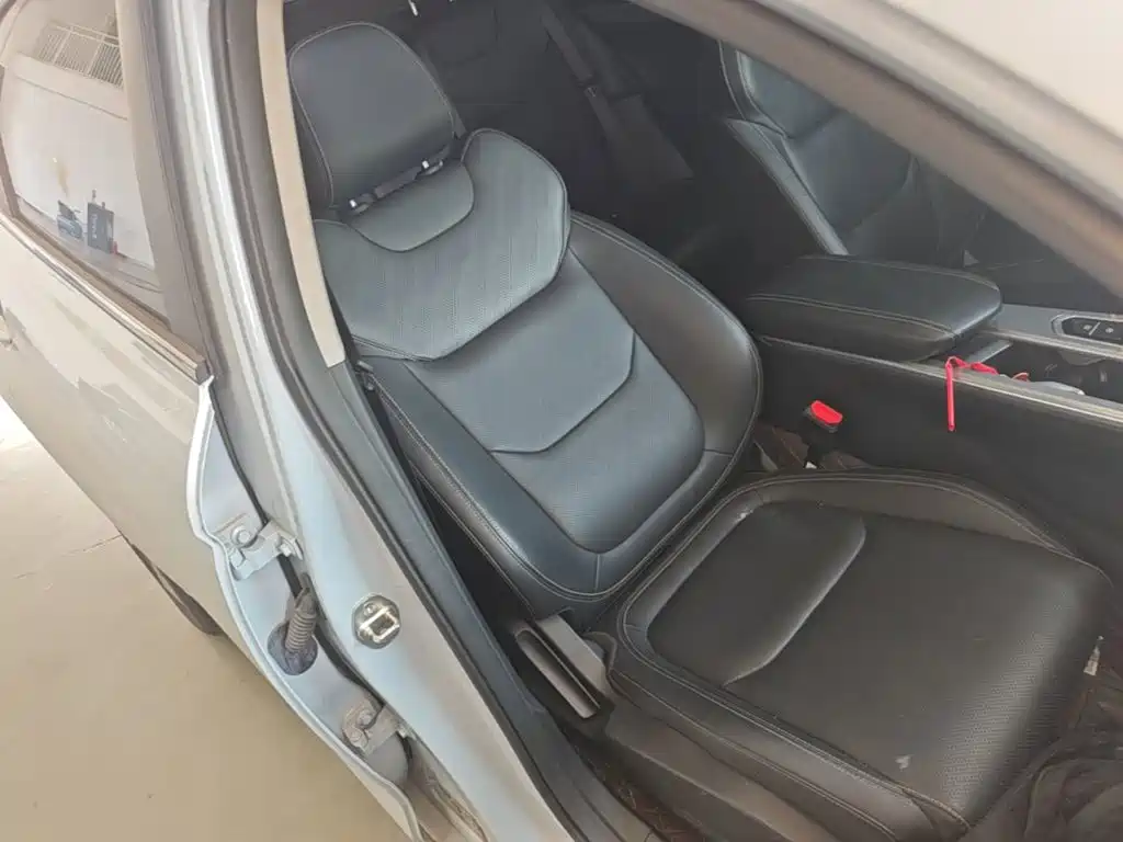 Geely Emgrand L Hip 2023 — фото 24