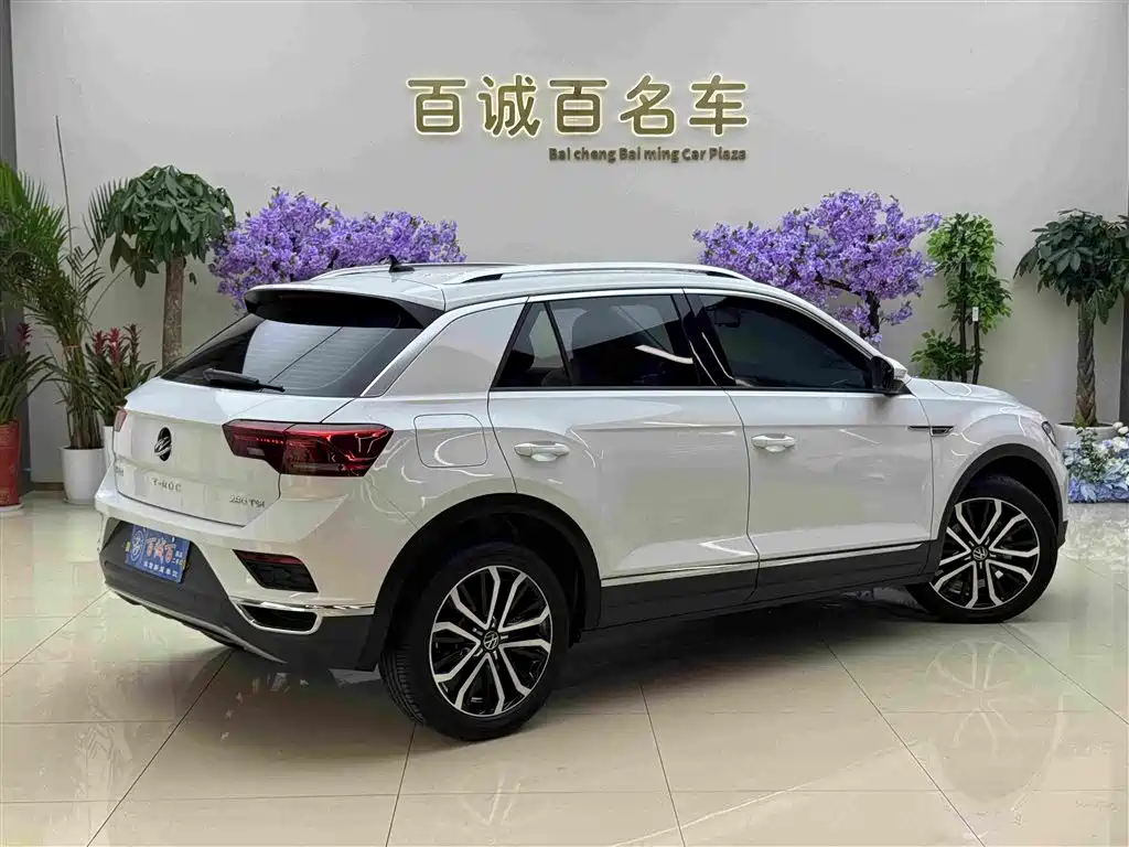 Volkswagen T-Roc 2023