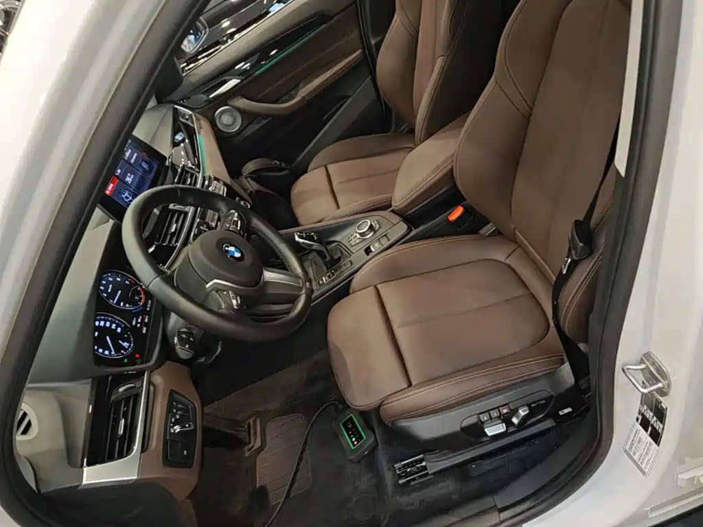 BMW X1 2022 — фото 15