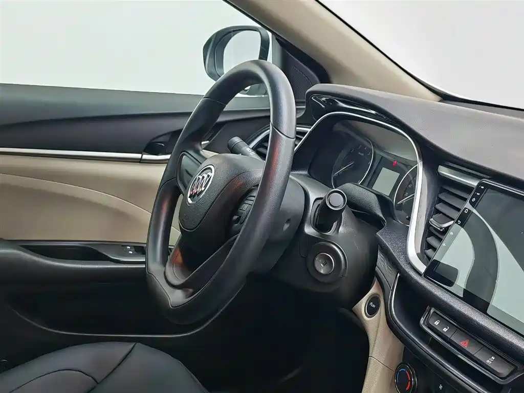 Buick Excelle 2019 — фото 22
