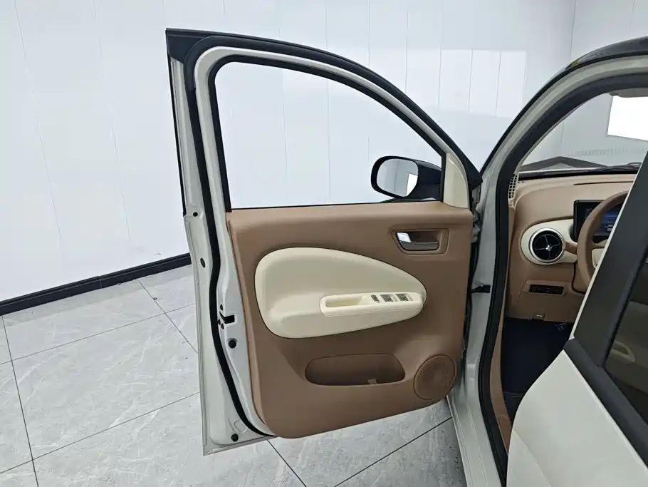 Wuling Hongguang MINIEV 2025