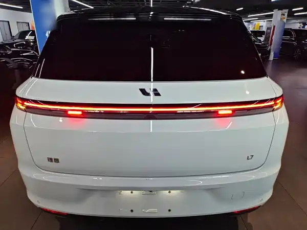 Li Auto L7 2023