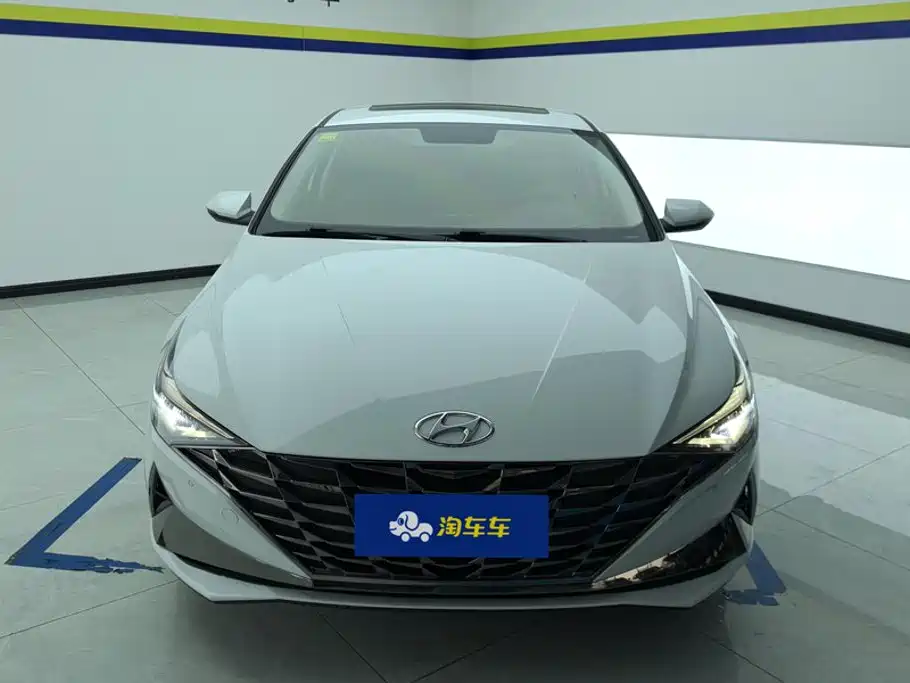 Hyundai Elantra 2021 — фото 2