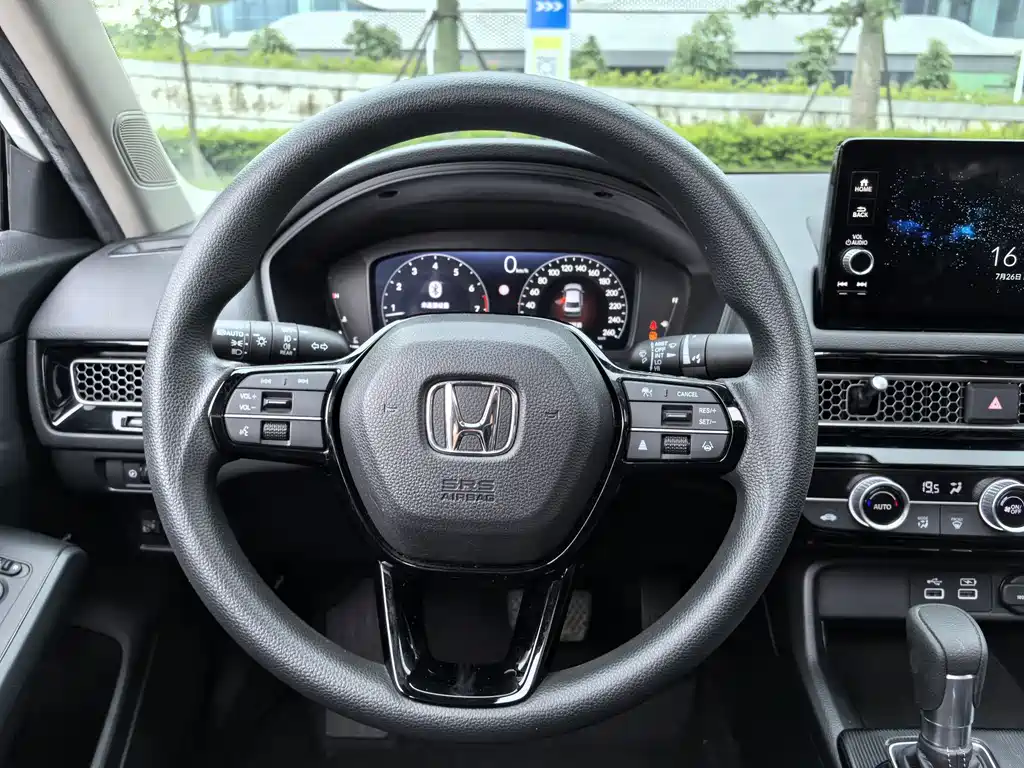 Honda Civic 2023 — фото 15