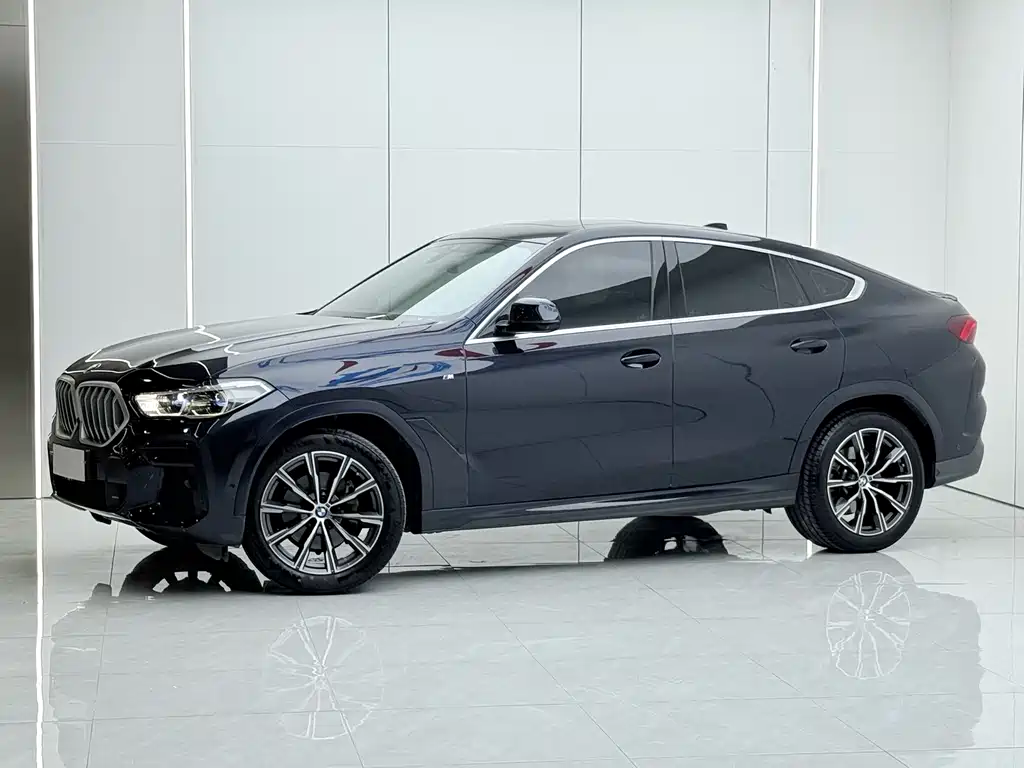 BMW X6 2022 — фото 1