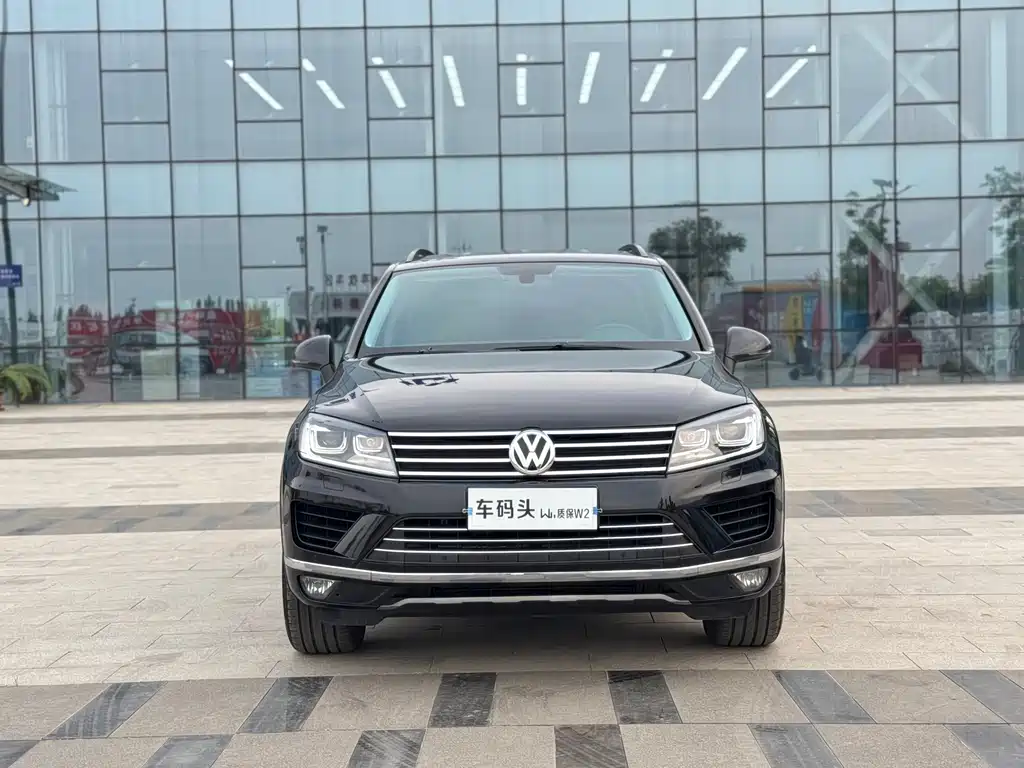 Volkswagen Touareg 2017 — фото 2