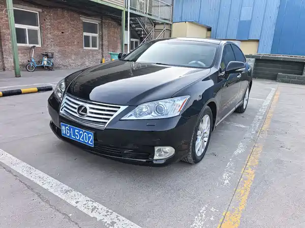 Lexus ES 2011