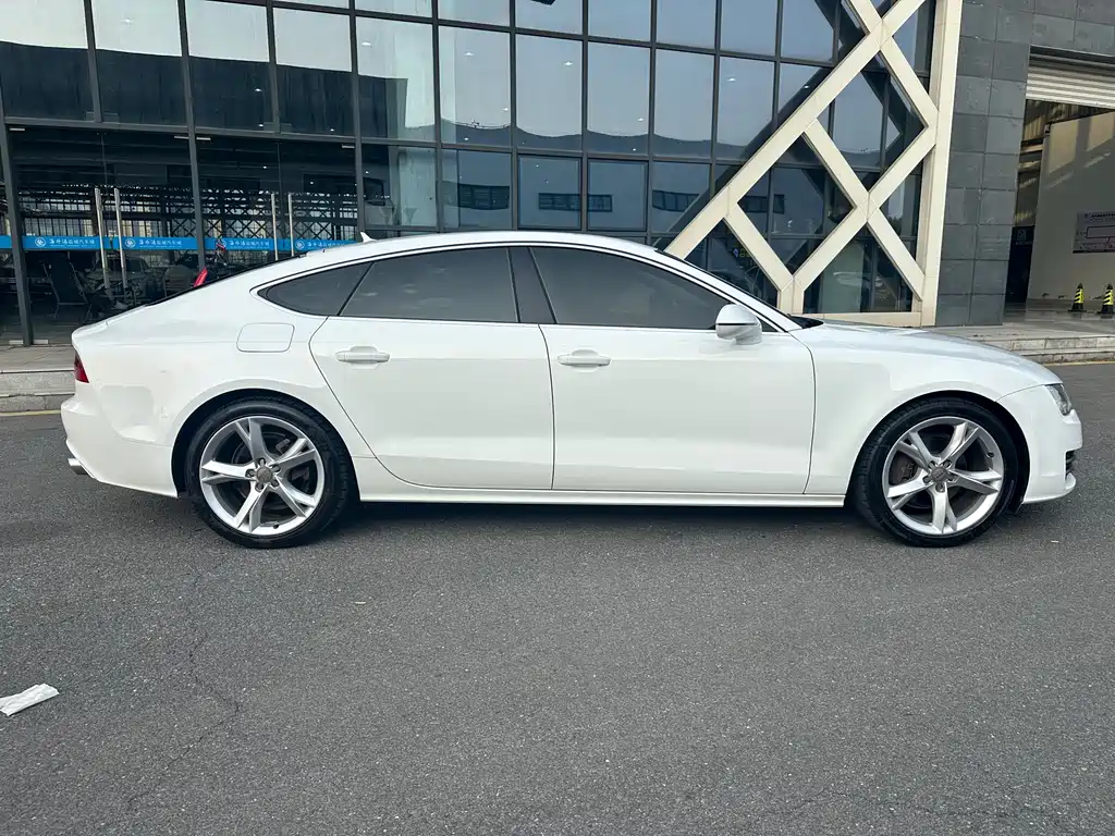 Audi A7 2015 — фото 3