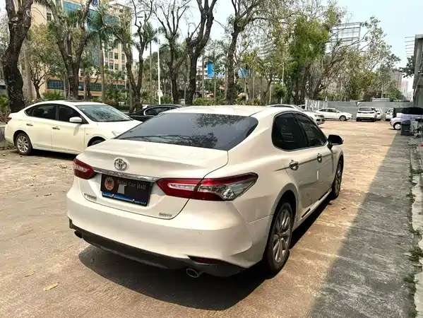 Toyota Camry 2019