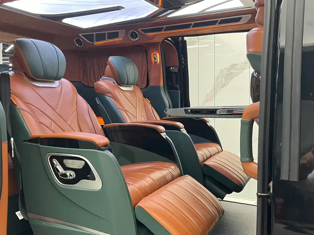 Ford Tourneo 2023 — фото 22