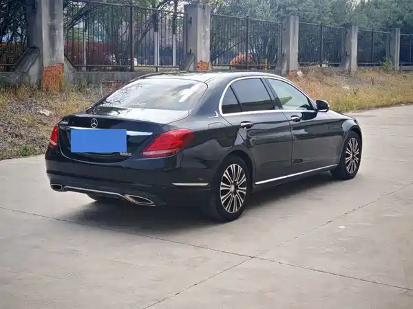 Mercedes-Benz C-Class 2016