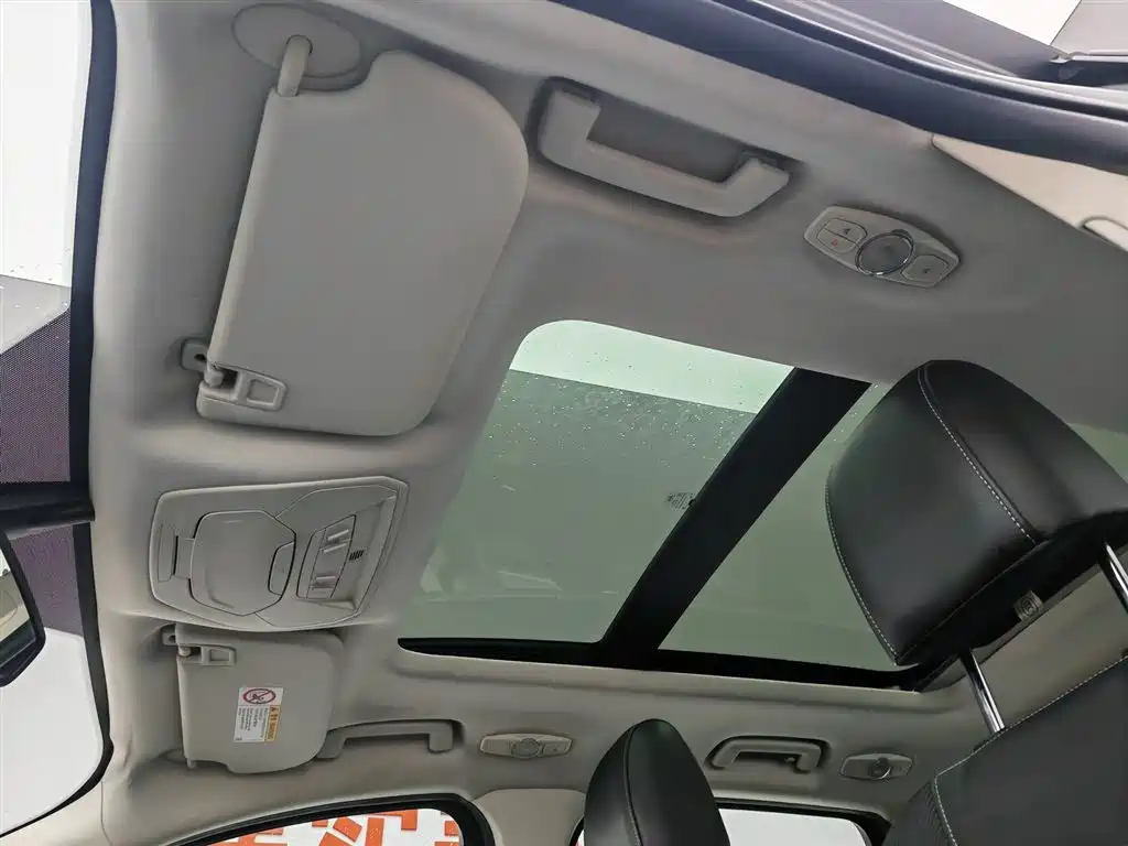 Ford Kuga 2014 — фото 14