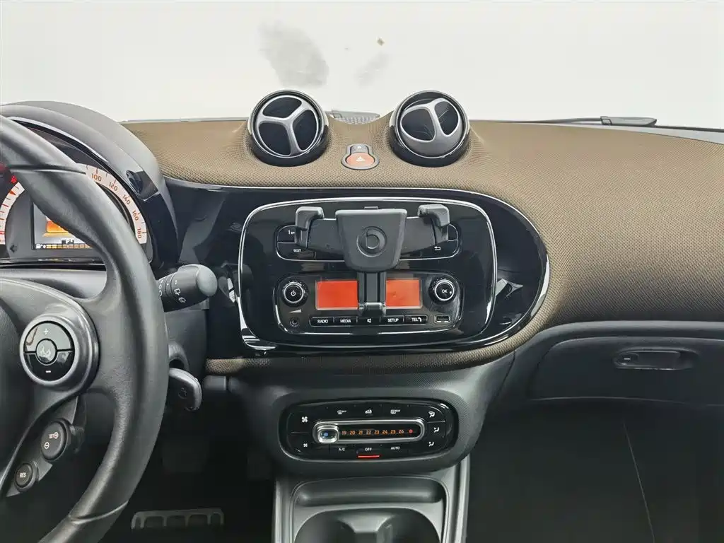 smart Forfour 2018 — фото 12