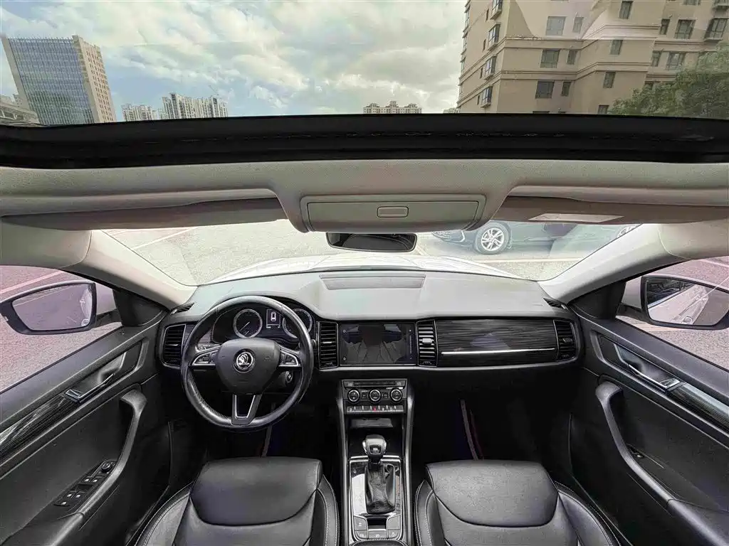 Skoda Kodiaq 2019 — фото 10