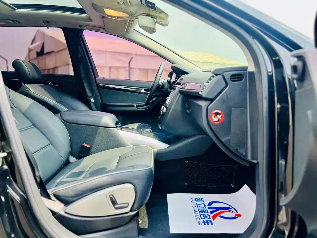 Mercedes-Benz R-Class 2018 — фото 13