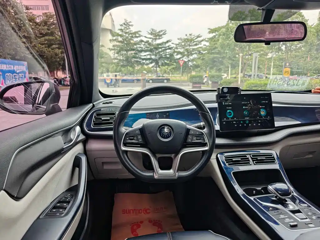 BYD Qin PLUS 2022 — фото 12