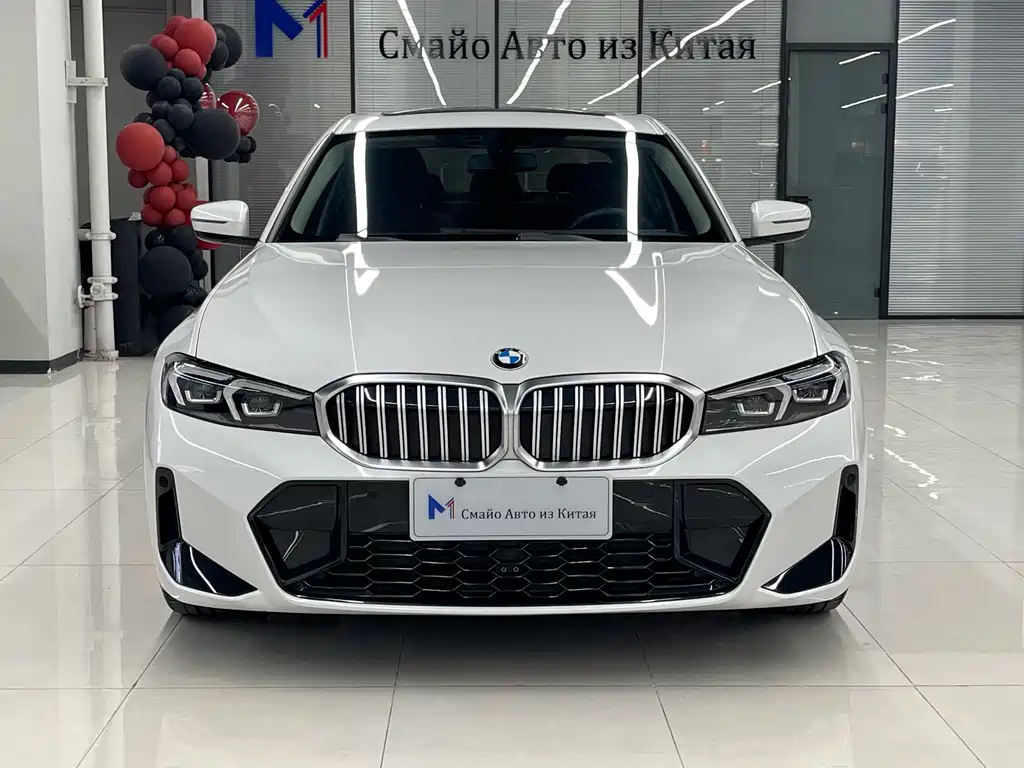 BMW 3 Series 2023 — фото 1