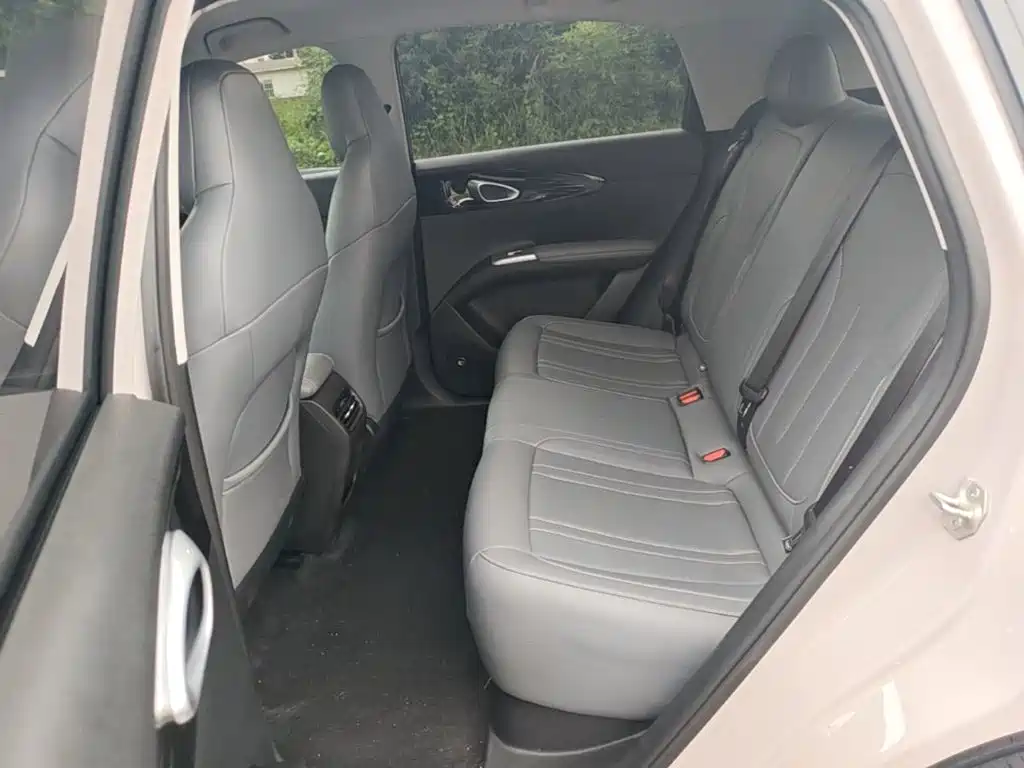 Geely Galaxy Starwish 2026 — фото 17