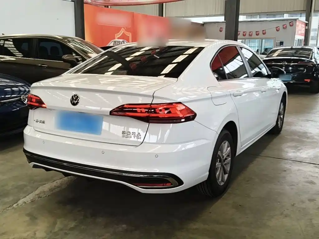 Volkswagen Bora 2024