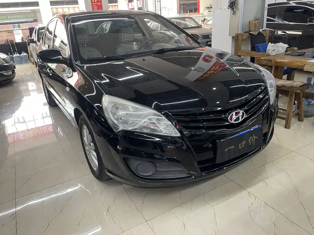 Hyundai Elantra 2017 — фото 3