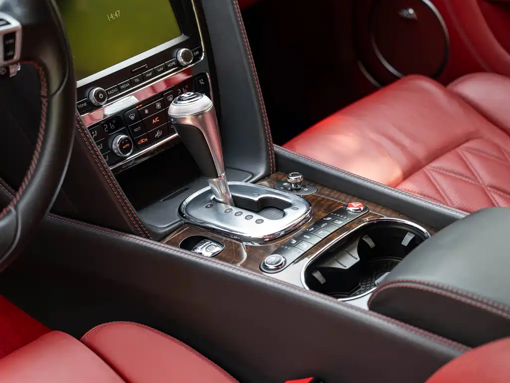 Bentley Continental 2014 — фото 16