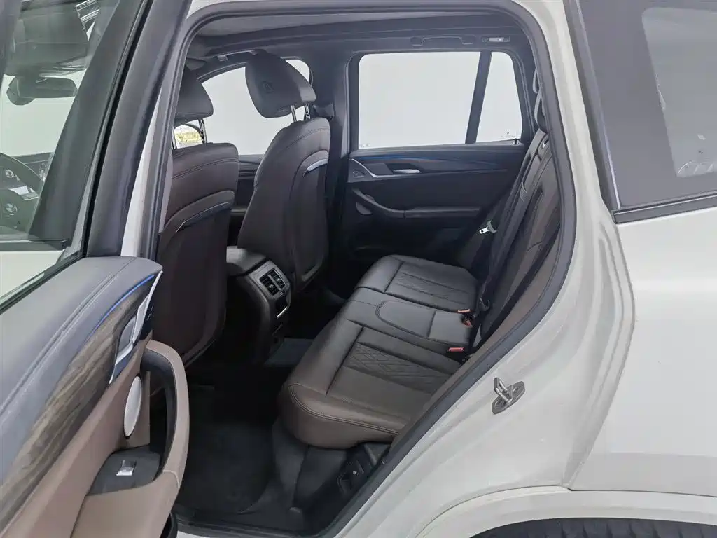 BMW X3 2024 — фото 15