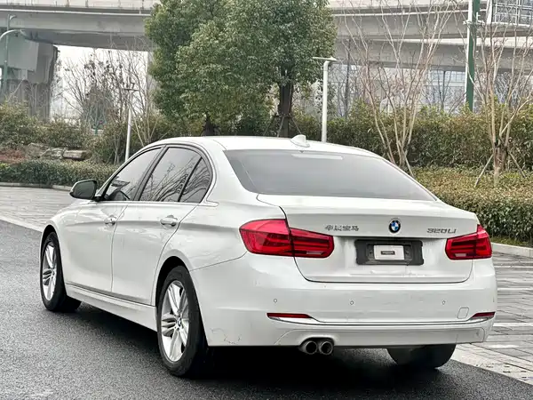 BMW 3 Series 2017