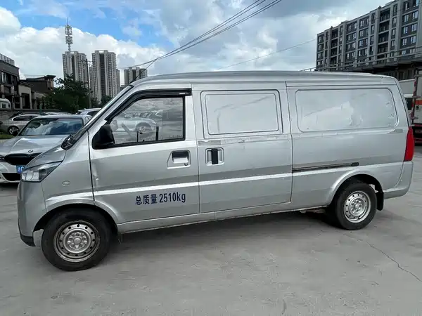 Wuling EV50 2022