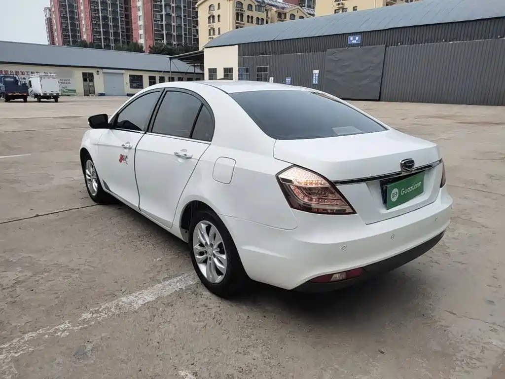 Geely Emgrand 2015