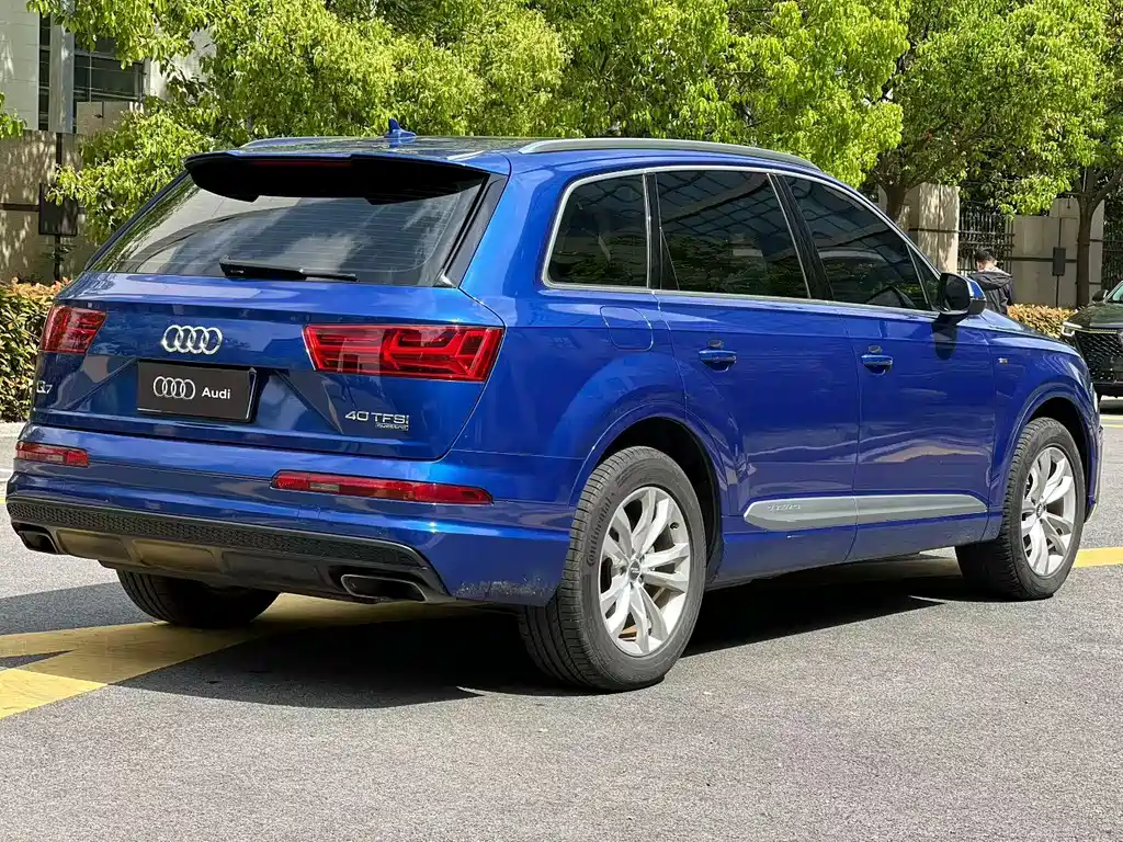 Audi Q7 2017 — фото 5