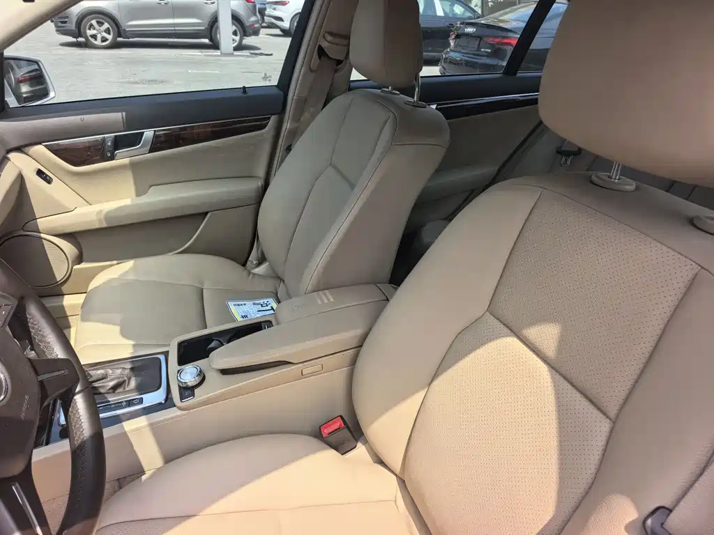 Mercedes-Benz C-Class 2013 — фото 18