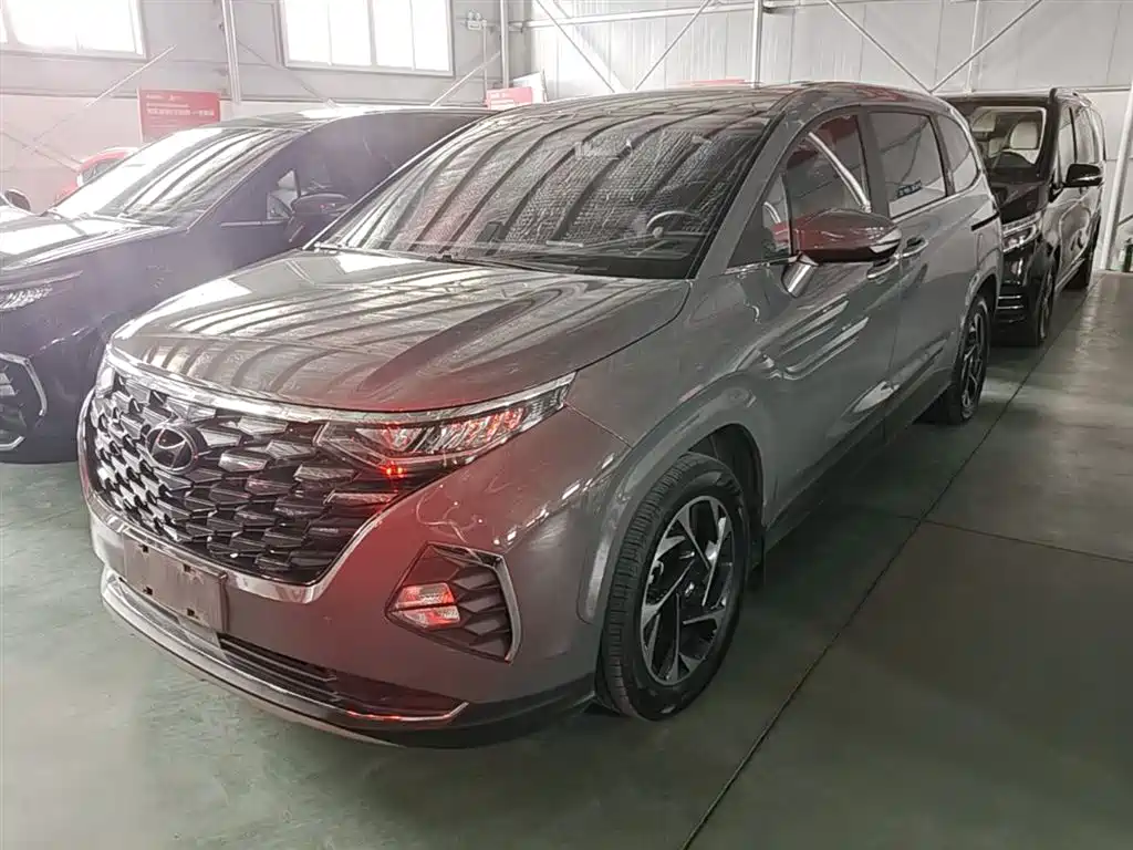 Hyundai Custo 2022 — фото 2