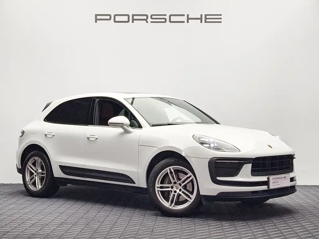 Porsche Macan 2022 — фото 1