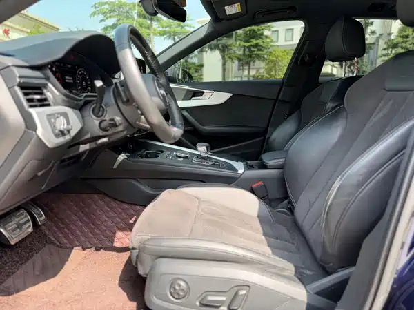 Audi A4 2020