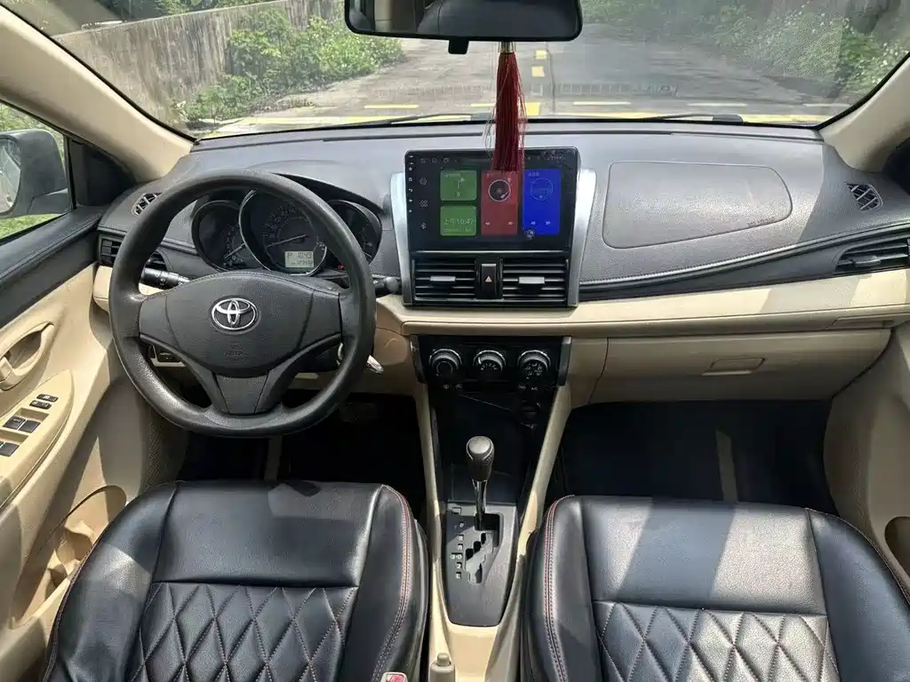 Toyota Vios 2014 — фото 3