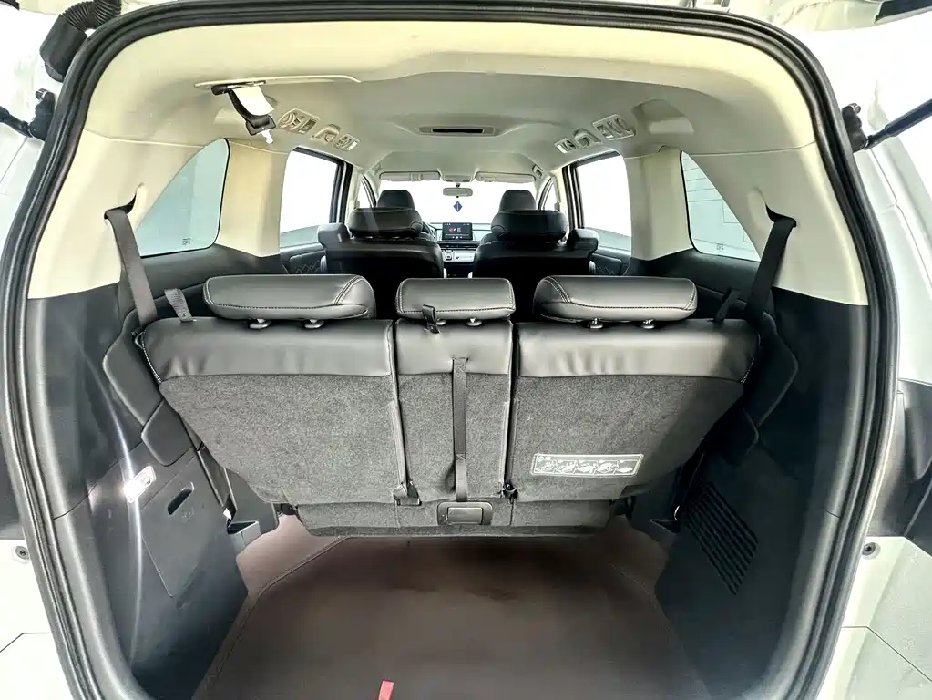 Honda Odyssey 2024 — фото 16