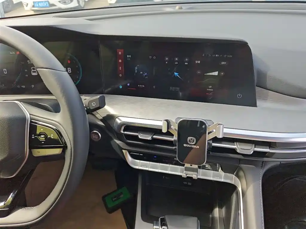 Changan CS35PLUS 2024 — фото 13