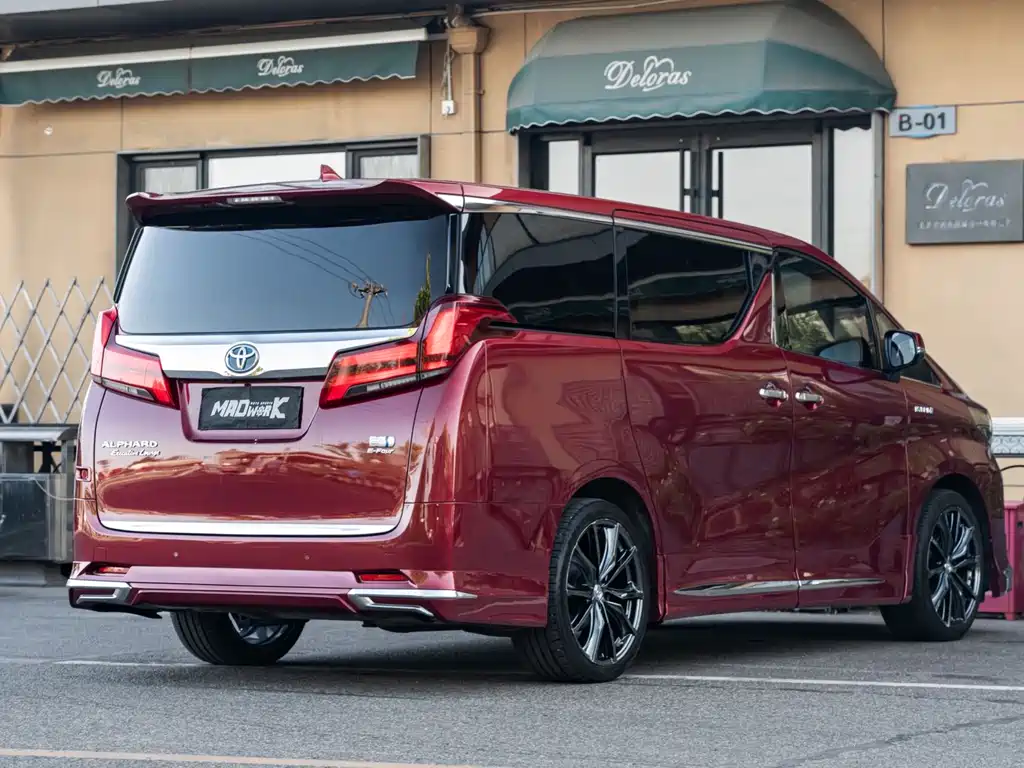 Toyota Alphard 2021 — фото 7