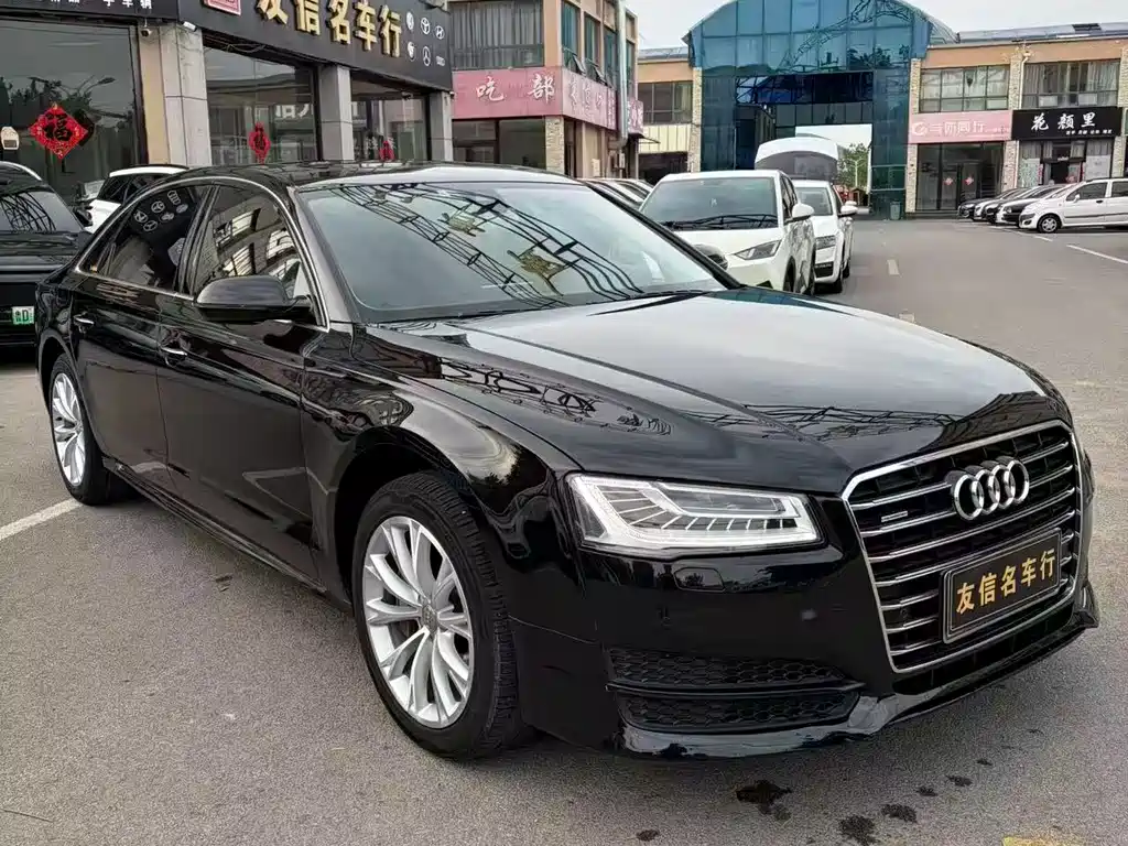 Audi A8 2017 — фото 3