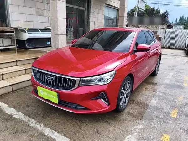 Geely Emgrand 2021