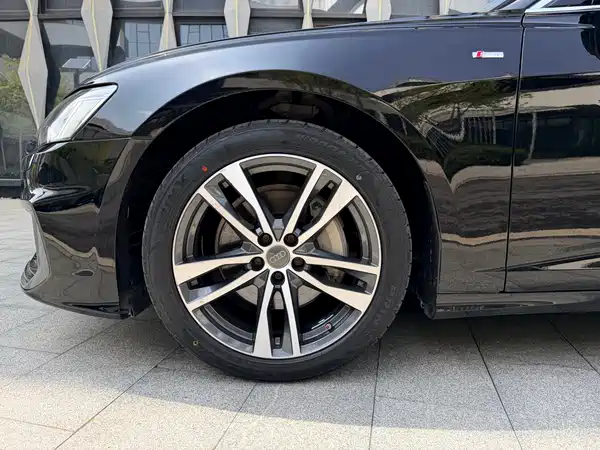Audi A6L 2020